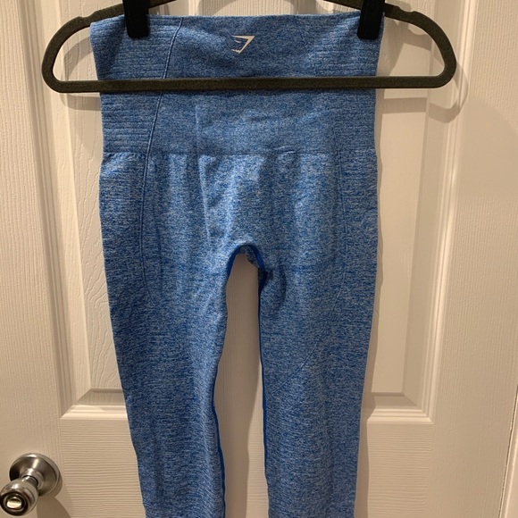 Gymshark seamless cropped leggings, SIZE SMALL - Picture 3 of 3
